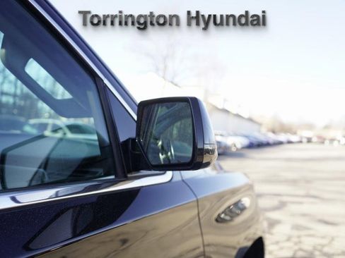 Used 2018 Chevrolet Tahoe LT image 10