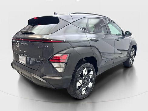 Used 2024 Hyundai Kona SEL AWD/4WD image 6