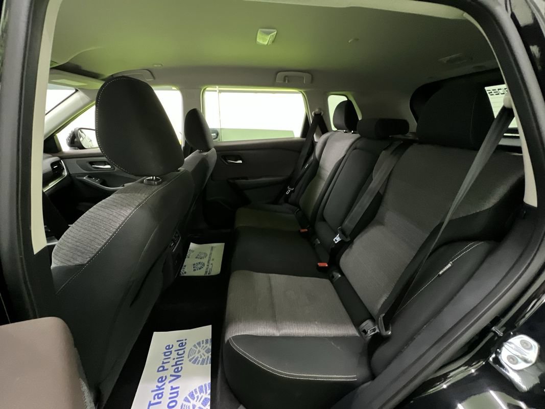 Used 2022 Nissan Rogue SV AWD/4WD image 25