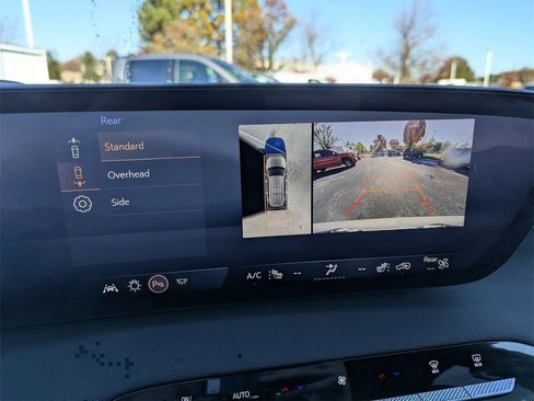 Used 2025 Buick Enclave Preferred image 25