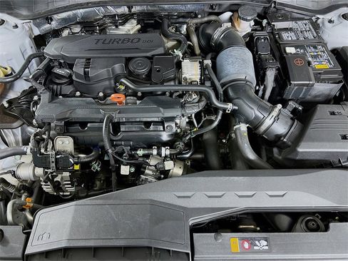 Used 2023 Kia K5 GT-Line image 33