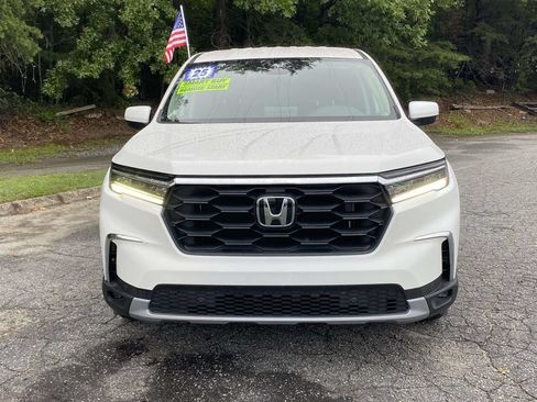 Used 2025 Honda Pilot EX-L image 7