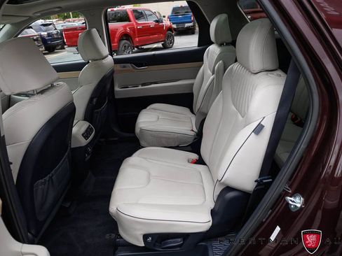 Used 2023 Hyundai Palisade Limited FWD image 41