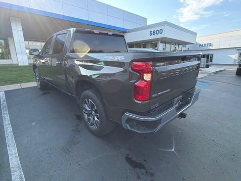 Used 2024 Chevrolet Silverado 1500 LT AWD/4WD image 5