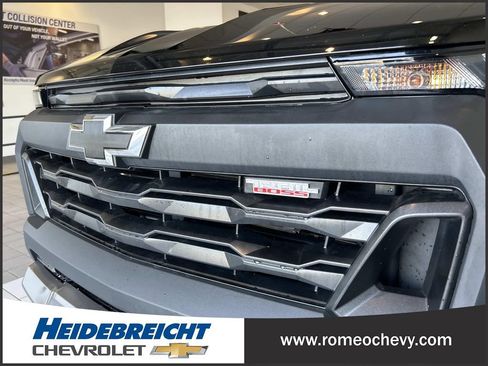 Certified 2023 Chevrolet Colorado Trail Boss AWD/4WD image 38