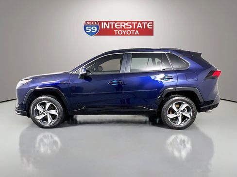 Certified 2024 Toyota RAV4 SE image 4