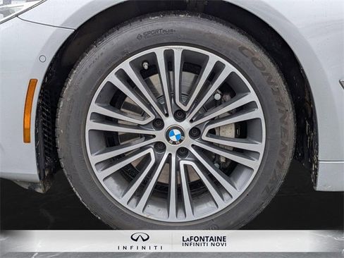 Used 2017 BMW 530i xDrive image 31