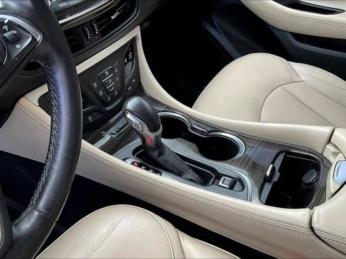 Used 2019 Buick Envision Essence FWD image 22