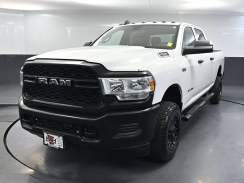 Used 2022 RAM 2500 Tradesman AWD/4WD image 12