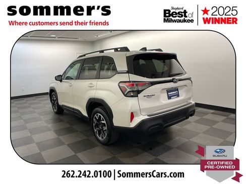 Certified 2025 Subaru Forester Premium w/ Convenience Package #1 AWD/4WD image 4