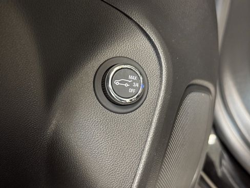 Used 2023 Buick Encore GX Essence w/ Advanced Technology Package image 11