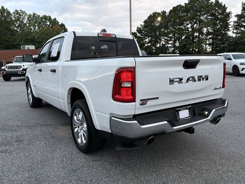 Used 2025 RAM 1500 Big Horn AWD/4WD image 7