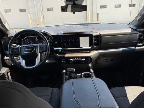 Used 2024 GMC Sierra 1500 Elevation w/ X31 Off-Road Package AWD/4WD image 12