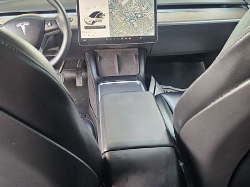 Used 2022 Tesla Model 3 Long Range image 16