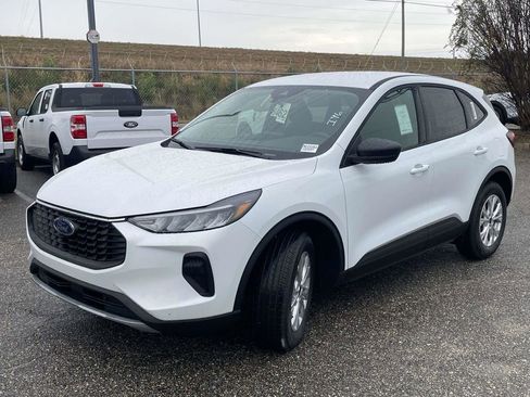 New 2026 Ford Escape Active image 7