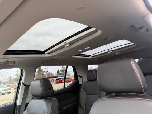 Used 2019 Chevrolet Traverse Premier w/ Redline Edition AWD/4WD image 13