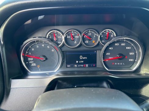 Used 2021 Chevrolet Silverado 1500 LT image 38