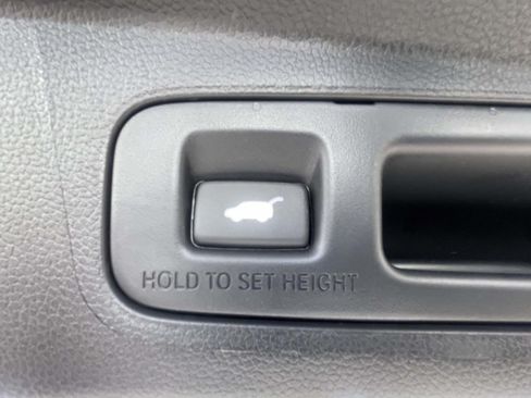 Used 2026 Honda CR-V EX-L image 9