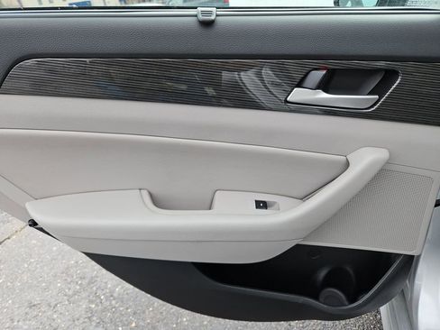 Used 2018 Hyundai Sonata Limited w/ Limited Ultimate Package 03 image 30