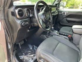 Used 2021 Jeep Wrangler Unlimited Sport AWD/4WD image 10