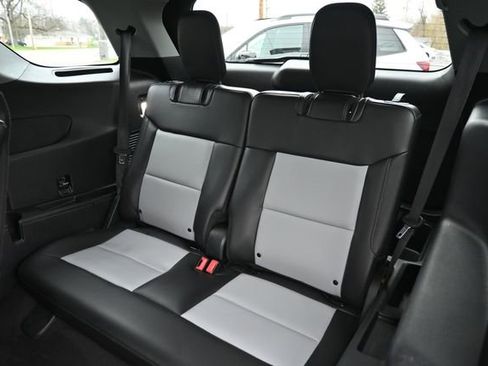 Used 2022 Ford Explorer XLT w/ Equipment Group 202A image 26