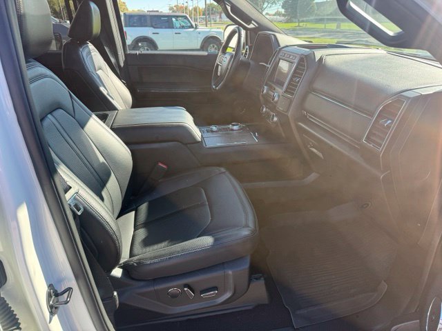 Used 2021 Ford Expedition Limited AWD/4WD image 21