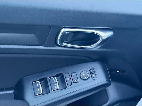 Used 2025 Honda Civic Sport image 17