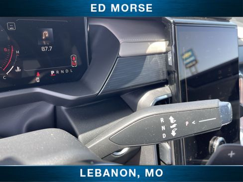 Certified 2026 GMC Acadia Elevation w/ Elevation Premium Package AWD/4WD image 15