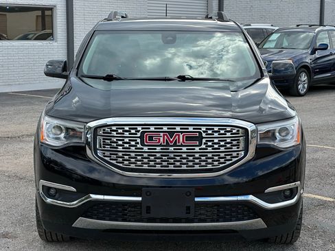 Used 2019 GMC Acadia Denali image 10