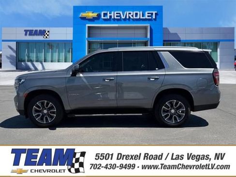 Used 2021 Chevrolet Tahoe LT w/ LT Signature Package RWD image 1