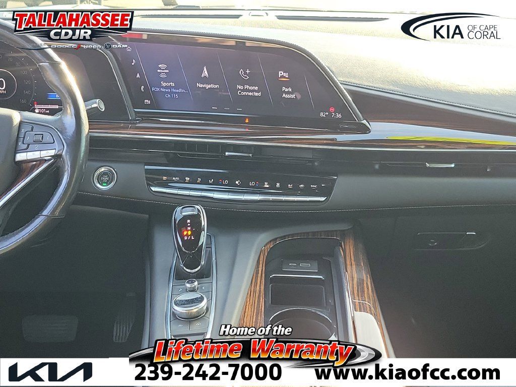 Used 2021 Cadillac Escalade Luxury RWD image 26
