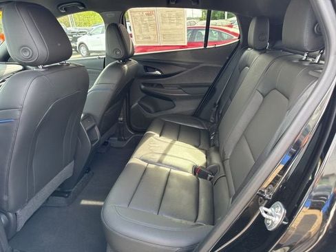 Used 2024 Buick Envista Sport Touring w/ Convenience II Package FWD image 18