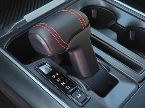 Used 2025 Ford F150 Raptor image 9