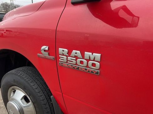 Used 2018 RAM 3500 Tradesman w/ Chrome Appearance Group image 6