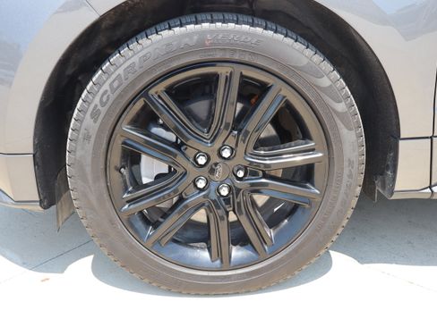 Used 2024 Ford Edge ST-Line AWD/4WD image 27