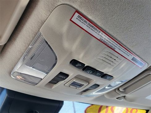 Used 2020 Toyota Corolla LE w/ LE Premium Package image 27