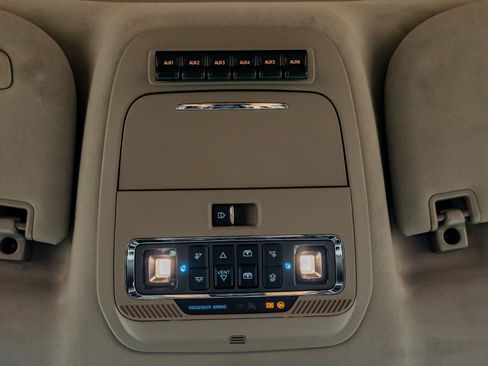 Used 2026 Ford F450 Platinum w/ Platinum Plus Package image 28