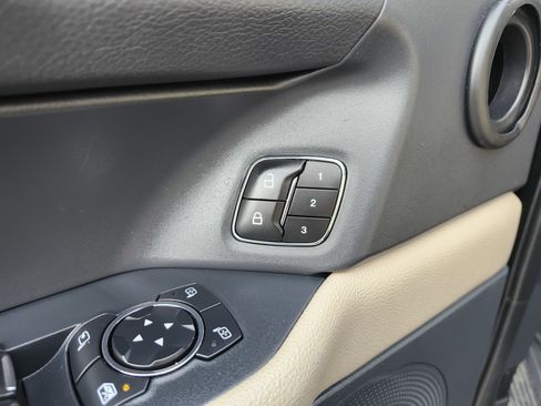 Used 2023 Ford Expedition Max Limited image 35