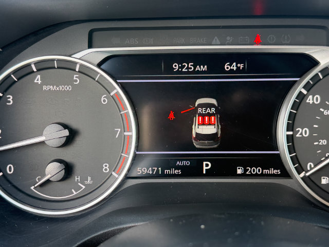 Used 2024 Nissan Rogue S AWD/4WD image 16