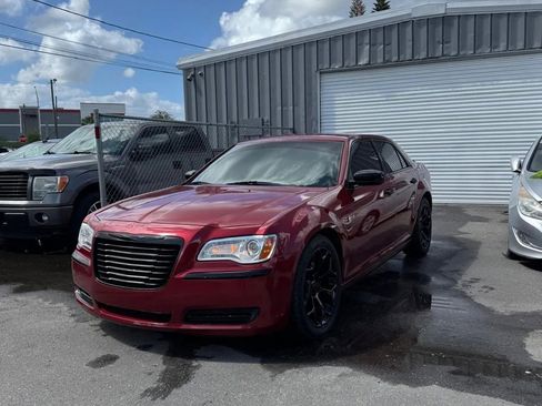 Used 2013 Chrysler 300 Motown image 2