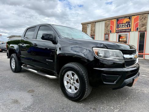 Used 2017 Chevrolet Colorado W/T AWD/4WD image 1