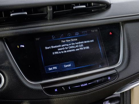 Used 2017 Cadillac XT5 FWD w/ LPO, Wheel Lock Package image 28