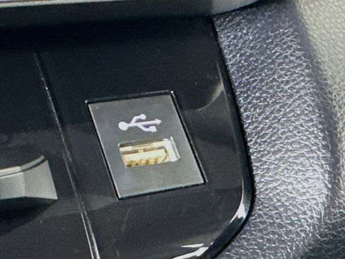 Used 2022 Toyota Tundra SR5 RWD image 16