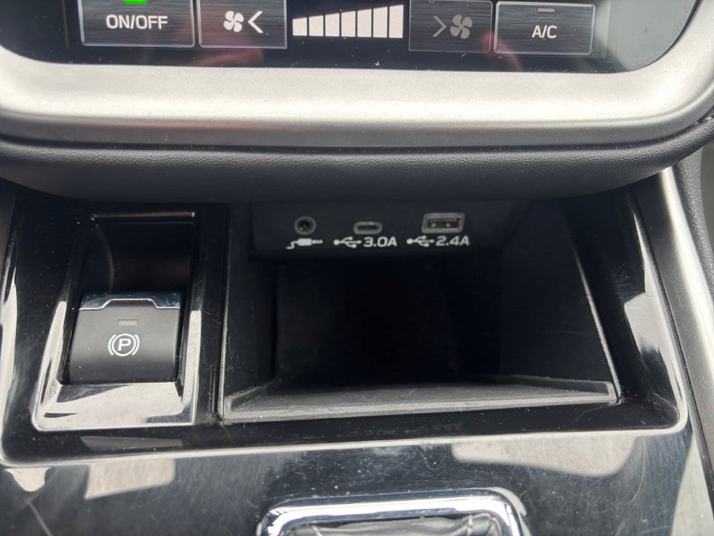 Used 2025 Subaru Outback Premium AWD/4WD image 24