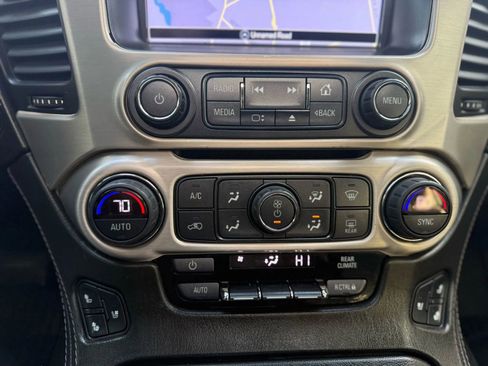 Used 2019 GMC Yukon Denali w/ Denali Ultimate Package AWD/4WD image 27