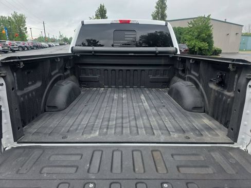 Used 2017 Ford F150 XLT w/ Equipment Group 302A Luxury AWD/4WD image 9
