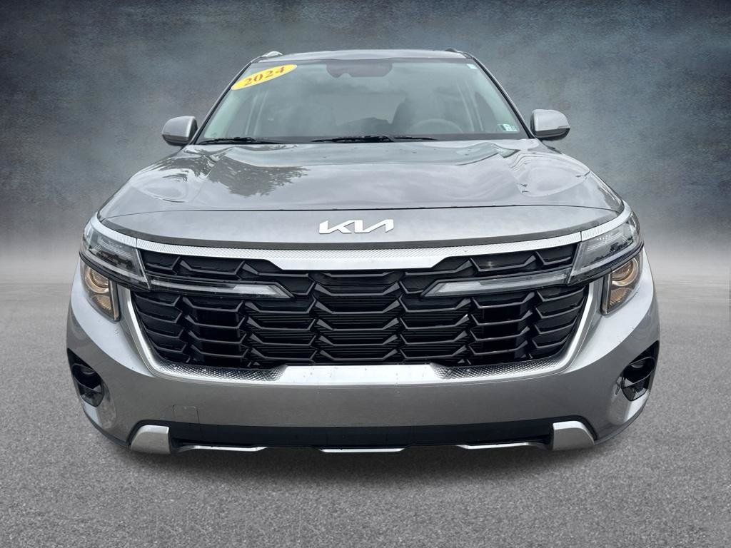 Used 2024 Kia Seltos EX AWD/4WD image 5
