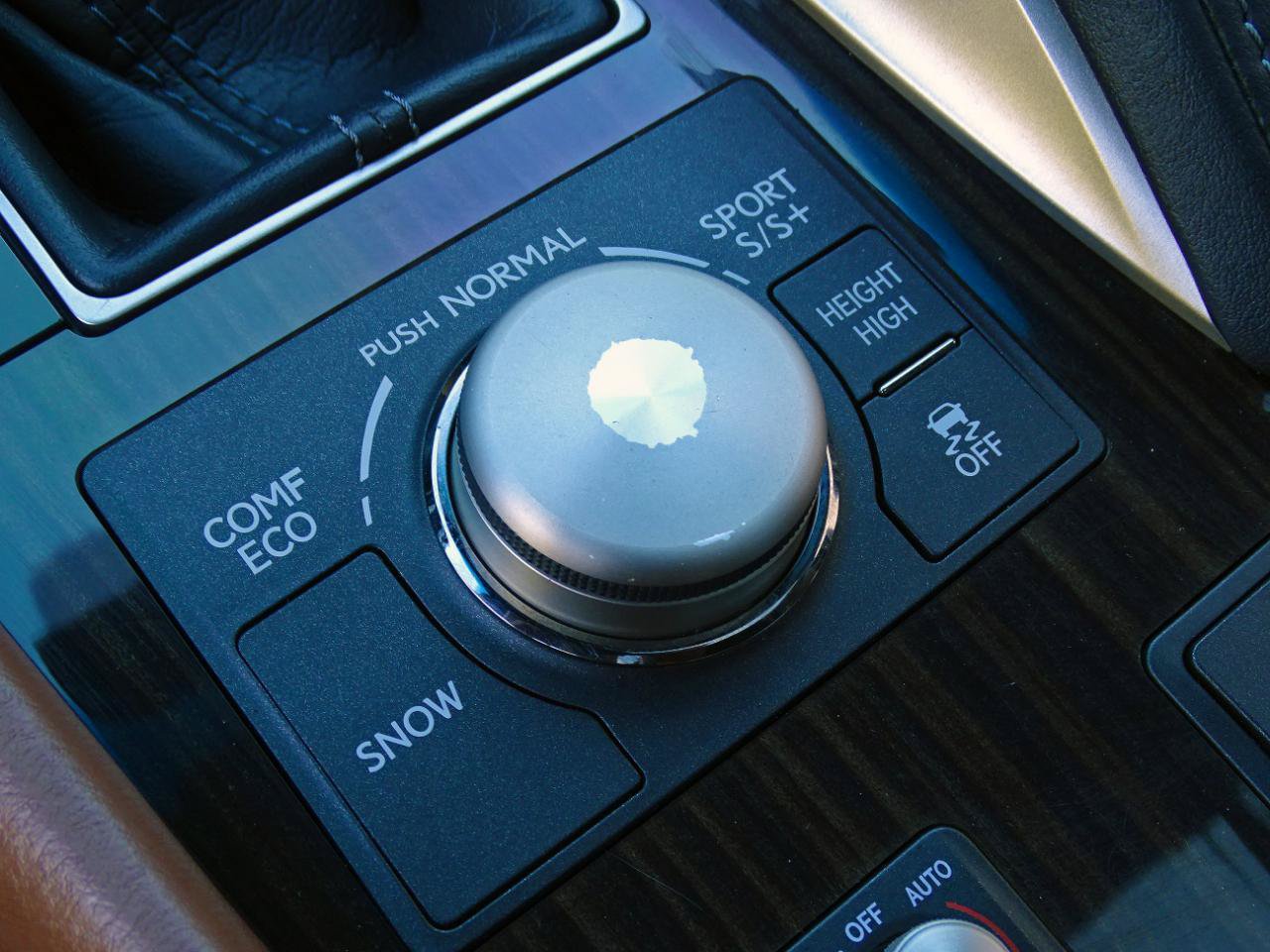 Used 2017 Lexus LS 460 w/ F Sport Midnight Edition RWD image 44