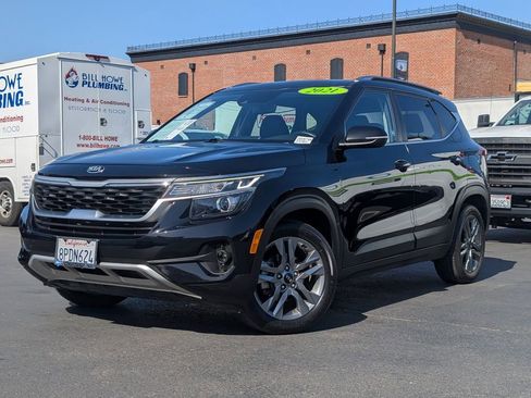 Used 2021 Kia Seltos S image 2