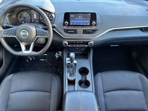 Used 2022 Nissan Altima 2.5 S image 14